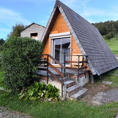 Petit Chalet Avec Terrasse Oust ภายนอก รูปภาพ